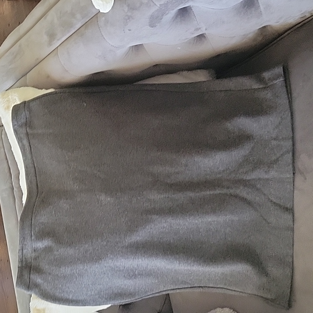 Grey pencil skirt